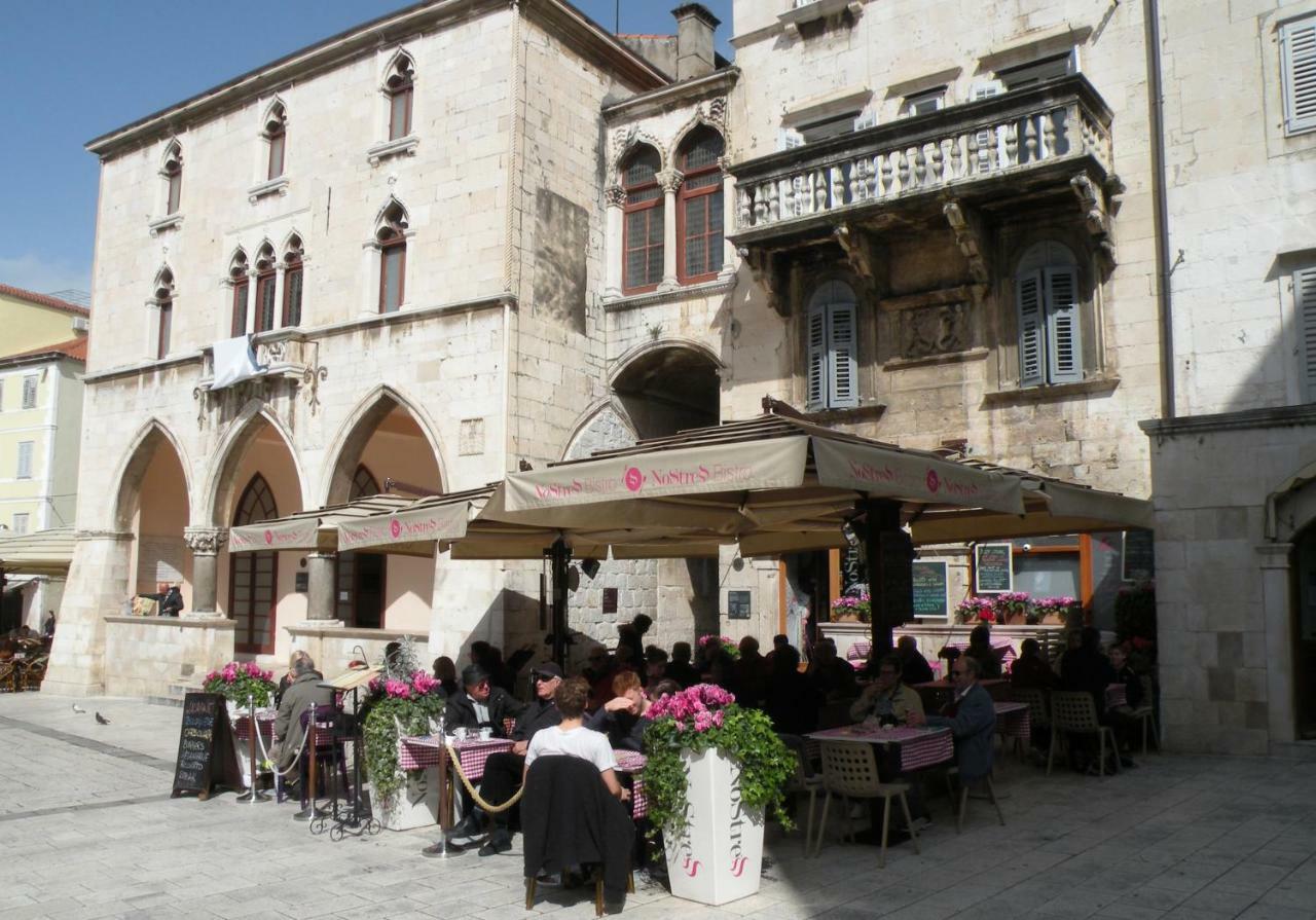 Holiday Apartment With Garden Kastela Exterior photo